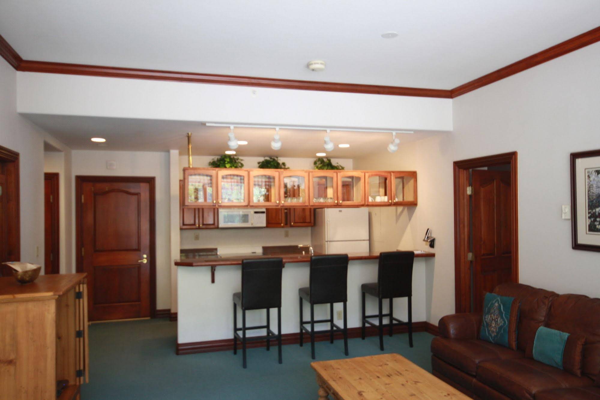 Snowberry by Elevation Accommodations - photo 25