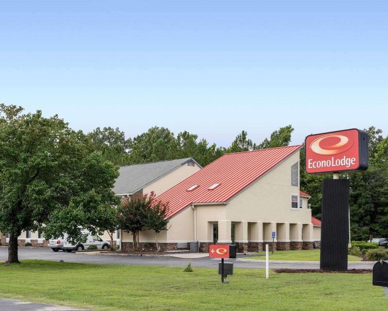 Stonewood Inn & Suites of Carrollton Smithfield - featured photo