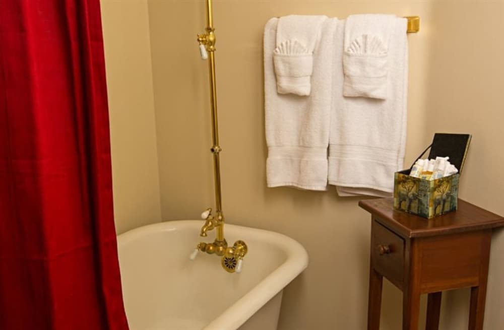 The Victoria Inn - photo 41