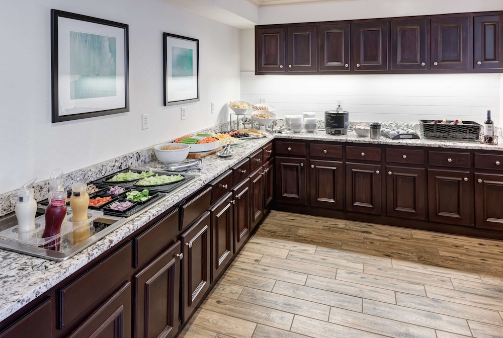 Homewood Suites by Hilton Mahwah - photo 19