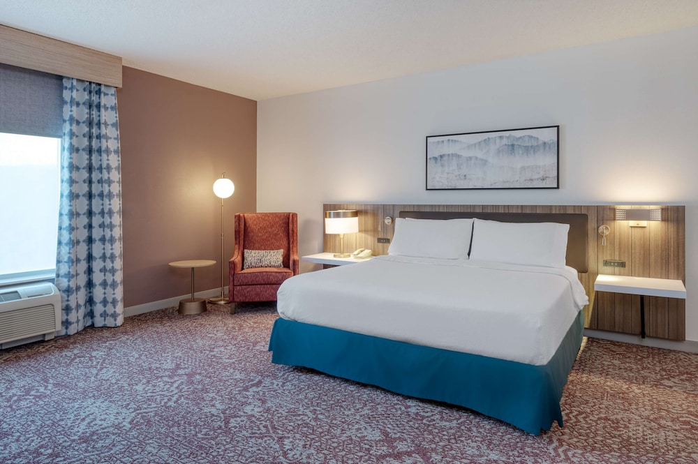 Hilton Garden Inn Clarksburg Bridgeport - photo 12