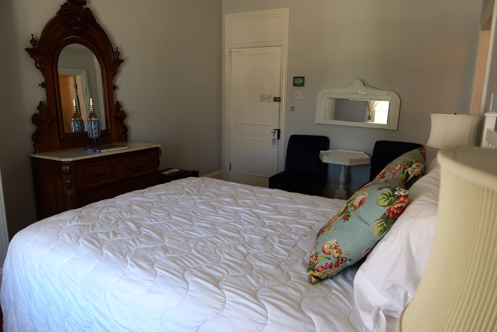 Chalfonte Hotel - photo 5