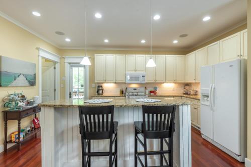 New Listing 114A W Hudson Ave Open Layout Close to Everything - photo 41