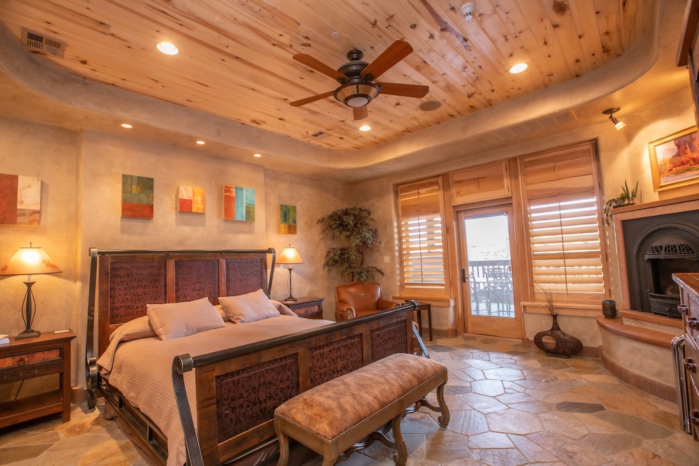 Cougar Ridge Resort LLC - photo 20