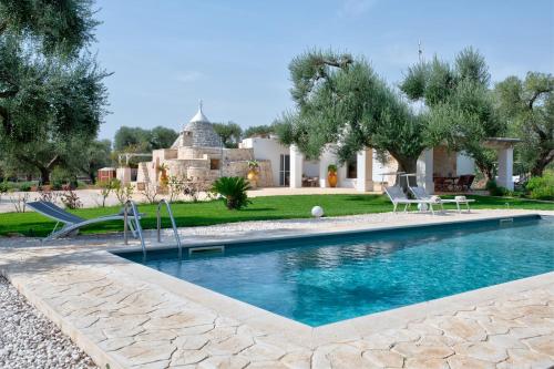 Trullo Sunrise trullo con piscina Privata in San Vito Dei Normanni, Italy