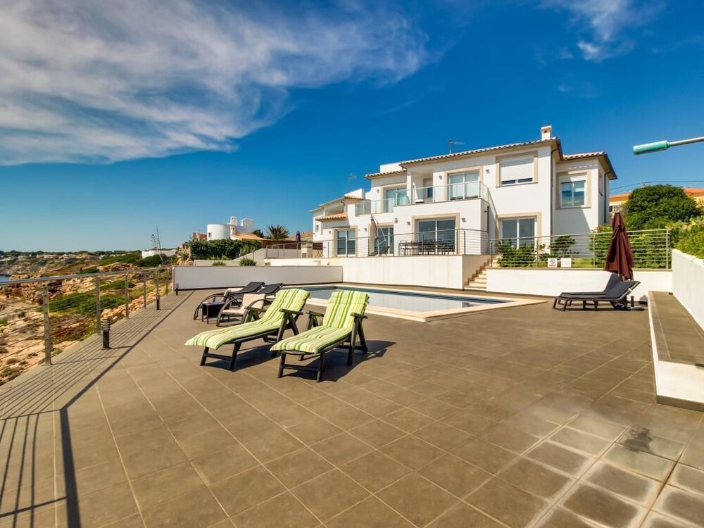 Villa Cielo — 4-Star Luxury Hotel in Llucmajor, Spain