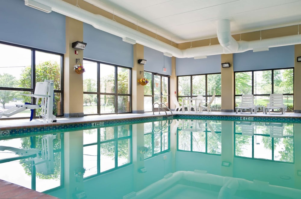 Hampton Inn Wooster - photo 29