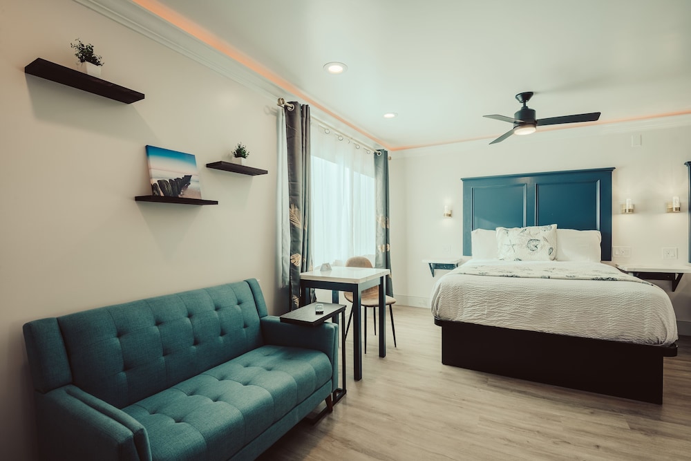 Blufftop Inn & Suites - photo 23