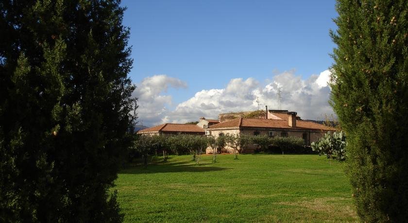 Borgo Piazza Country Resort — hotel in Borgia