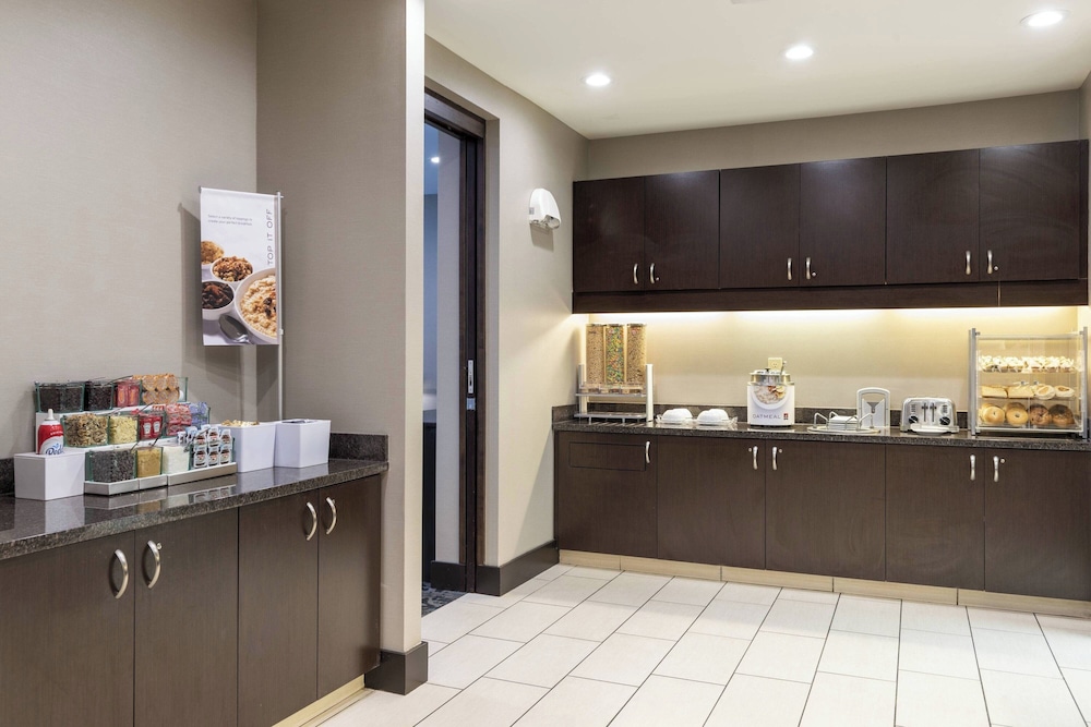 Residence Inn Midland Marriott - photo 27