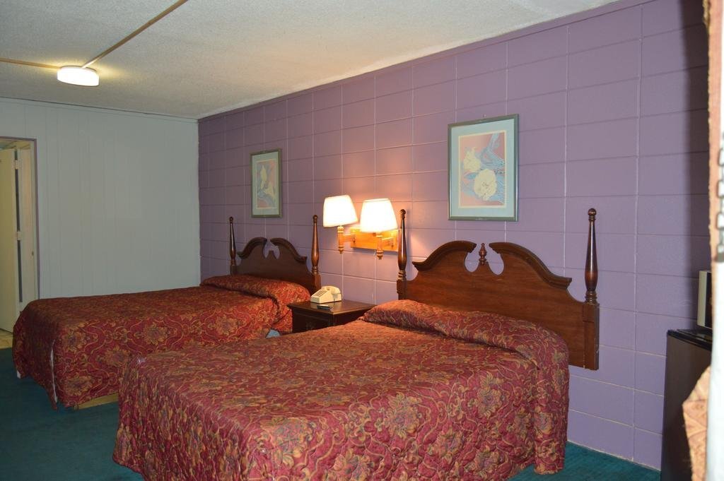 Seminole Inn - photo 7