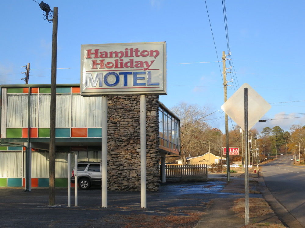 Hamilton Holiday Motel — Hamilton