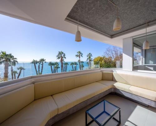 Casa Pirulo Sea View by Caleta Homes — 4-Star Luxury Hotel in Malaga, Spain