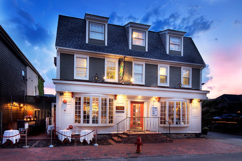 Bouchard Inn & Restaurant in Newport, United States