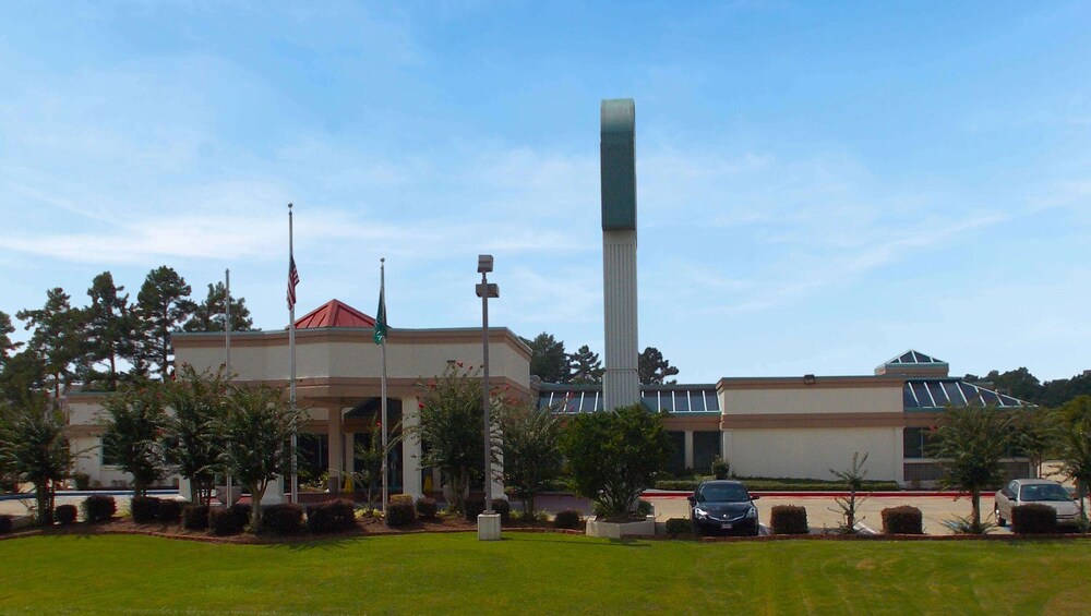 Magnuson Hotel Hattiesburg - photo 55