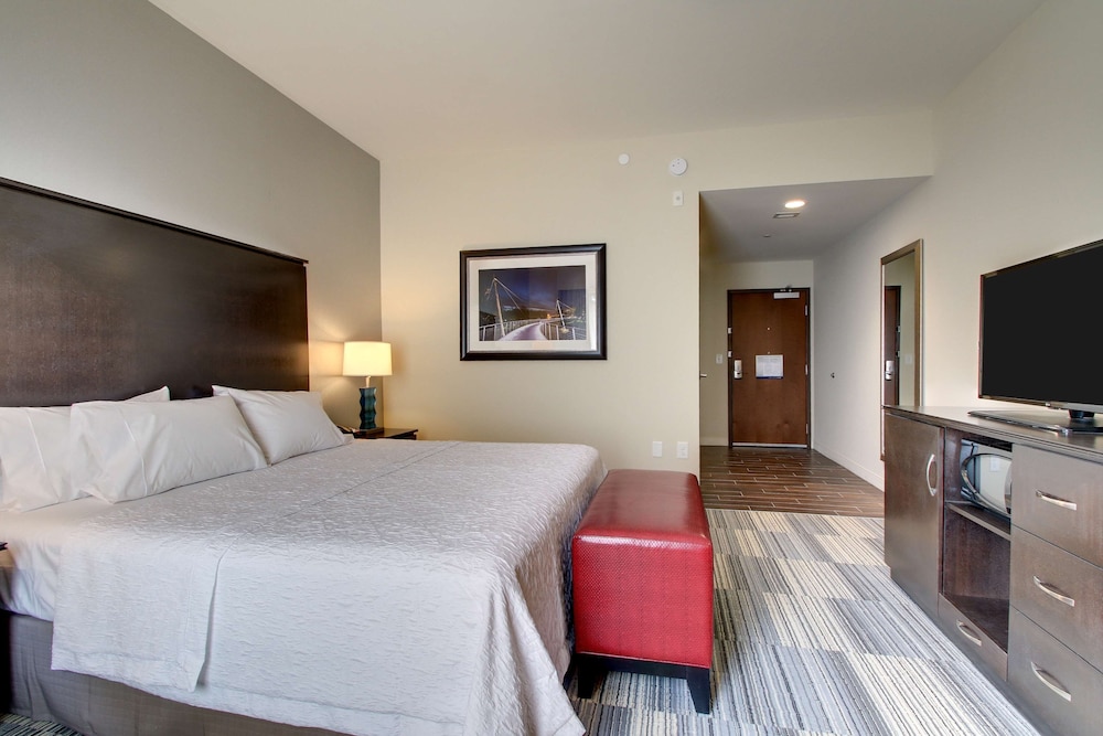 Hampton Inn & Suites Greenville Airport SC - photo 23