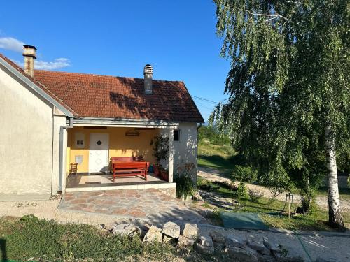 Gazdinstvo Tadić in Niksic, Montenegro