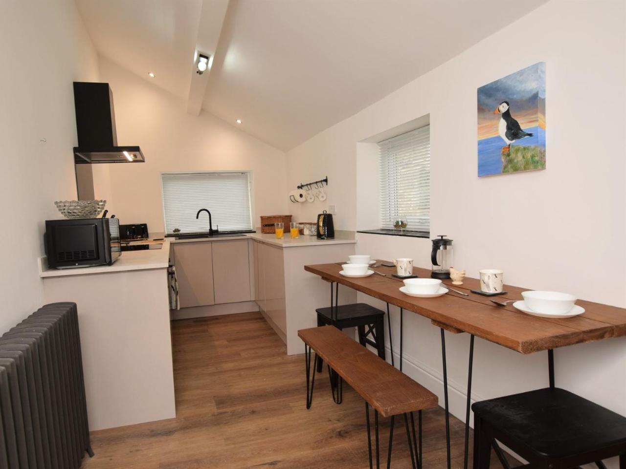 2 Bed in Amble 91206 — Amble — photo 2