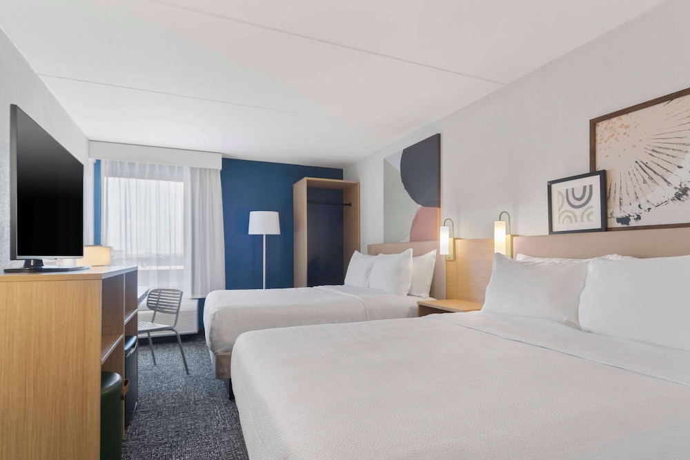 Spark by Hilton Grand Prairie - photo 9