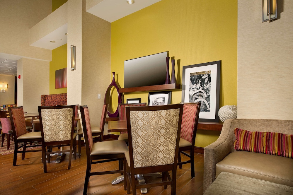 Hampton Inn & Suites San Antonio Airport - photo 24