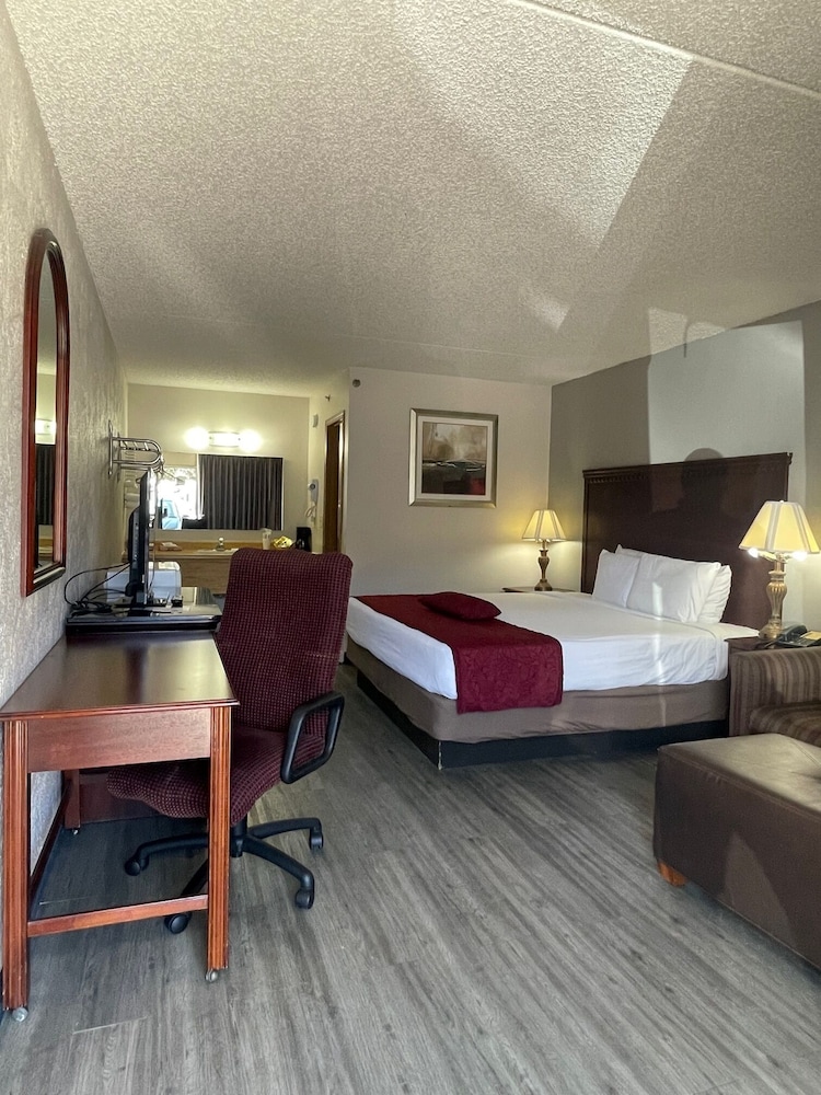 Willow Tree Inn - carbon neutral hotel in Branson