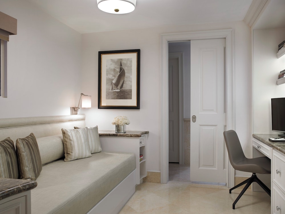 Acqualina Resort and Residences - photo 13