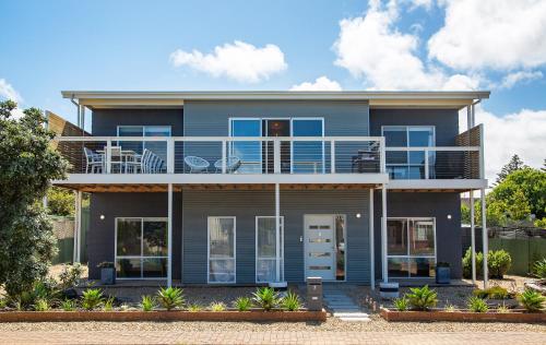 Xanadu Aldinga Beach C21 SouthCoast Holidays in Aldinga Beach, Australia