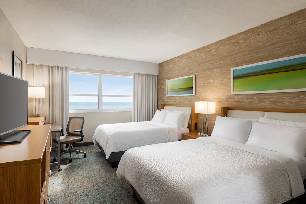 Holiday Inn Miami Beach Oceanfront by IHG - photo 9