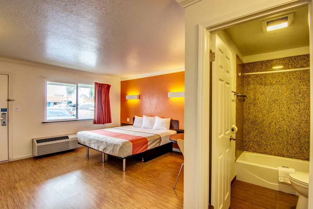 Motel 6 Manteca CA - photo 14