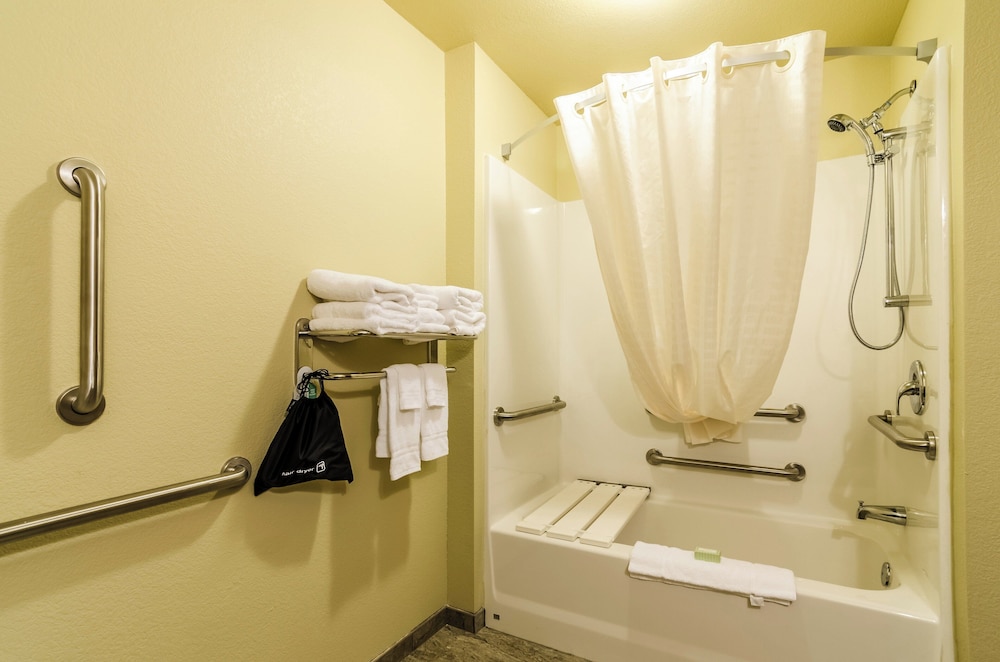 Cobblestone Hotel & Suites McCook - photo 43