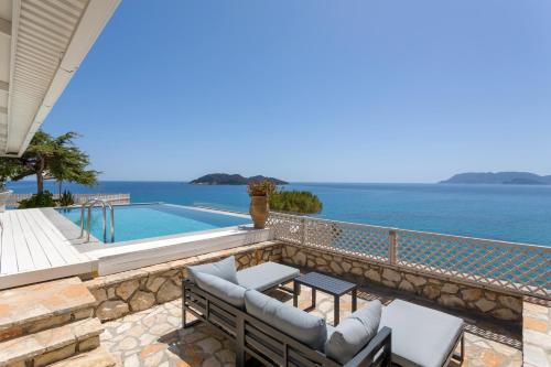 Azzure Vista Villa — 4-Star Luxury Hotel in Sikyon, Greece