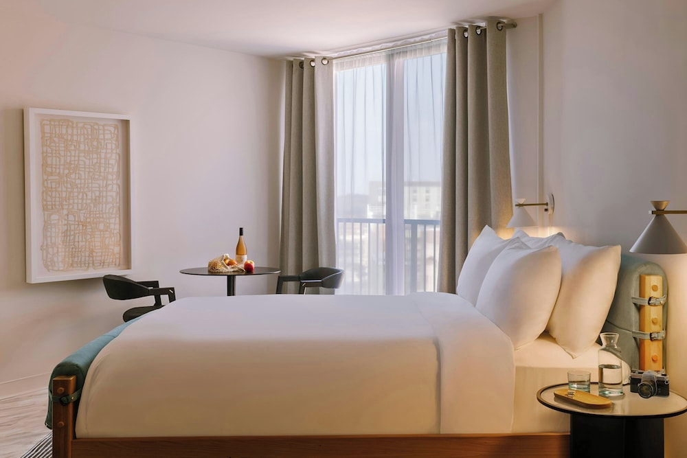 Sonder by Marriott Bonvoy The Fitz Apartments Downtown St Paul — 4-Star Luxury Hotel in Saint Paul, United States