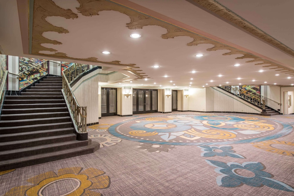 Hilton Cincinnati Netherland Plaza - photo 77