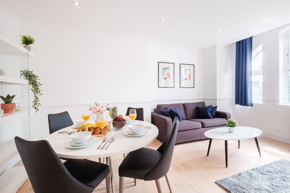 Soho Fitzrovia 1BR London Apartment — 4-Star Luxury Hotel in London, United Kingdom