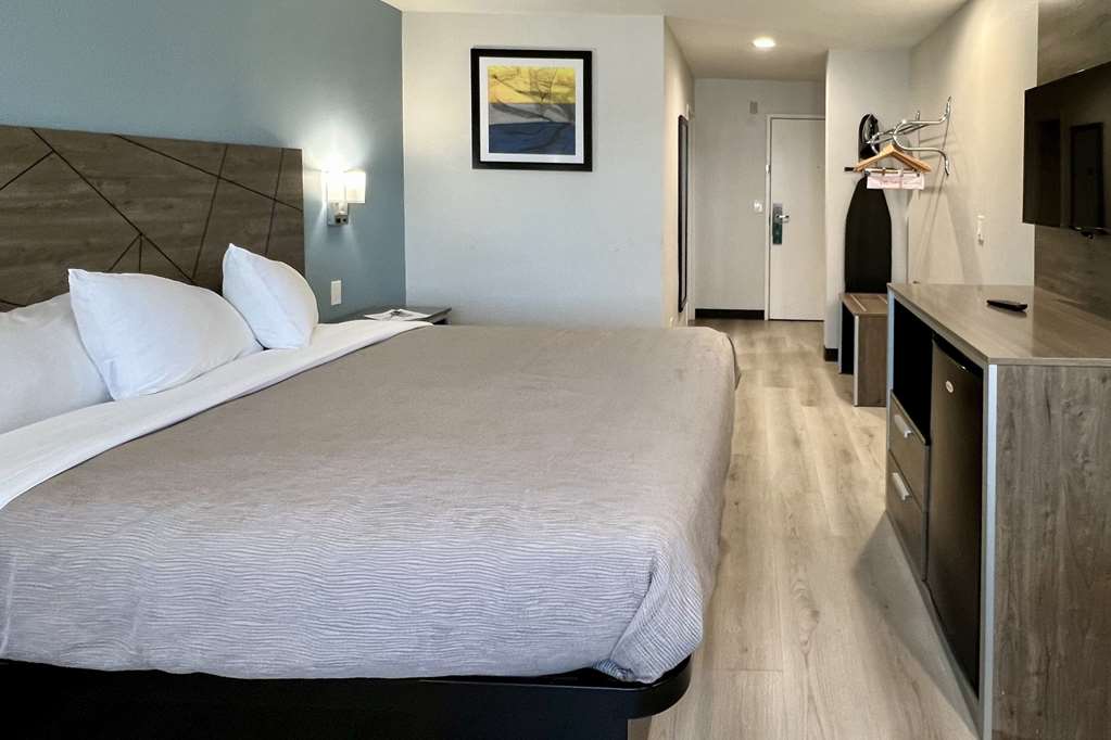 Quality Inn Tracy I 205 - photo 39