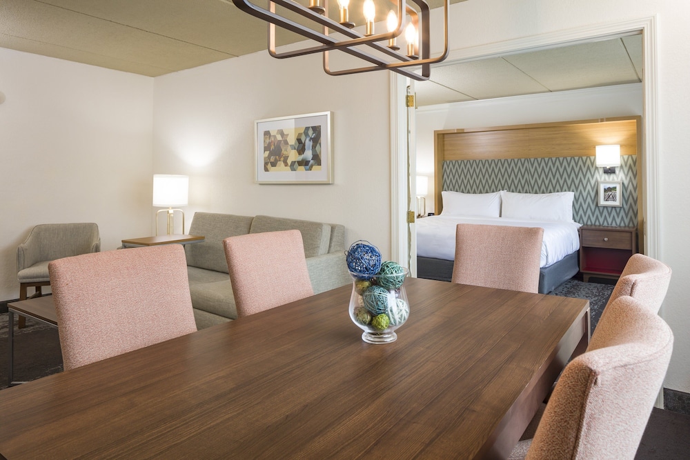 Holiday Inn Salem I 93 at Exit 2 by IHG - photo 12
