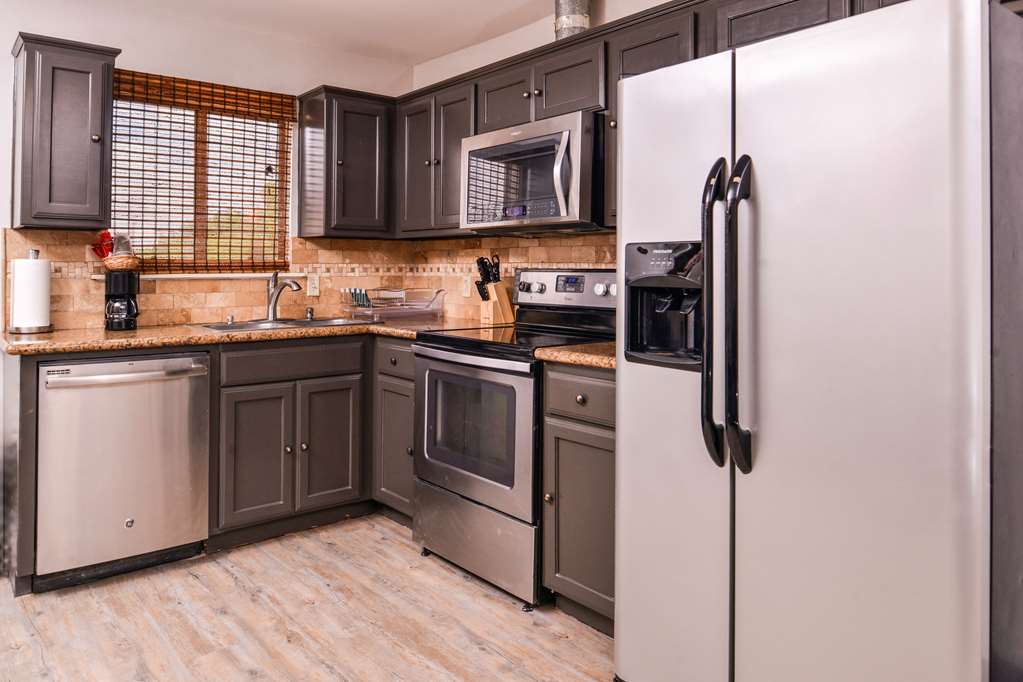 Quality Inn & Suites Beaumont - photo 35