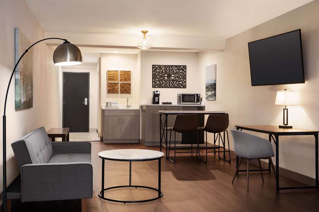 Radisson Hotel Colorado Springs Airport - photo 19