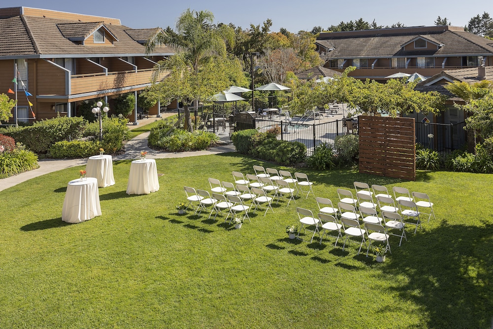 Seacliff Inn Aptos Tapestry Collection by Hilton - photo 70