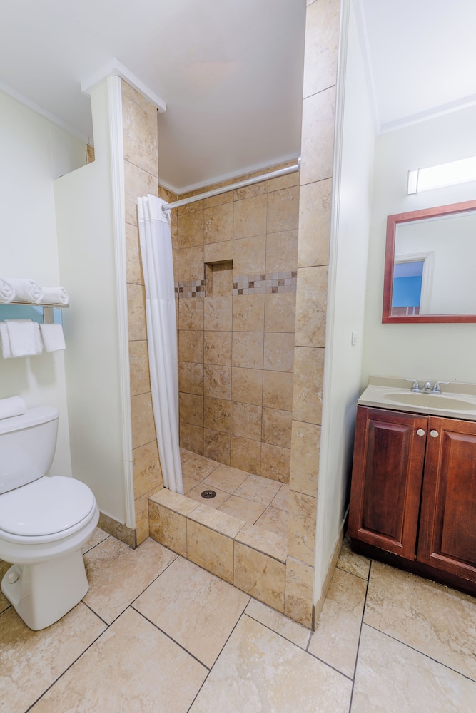 Dunes Inn & Suites - photo 11