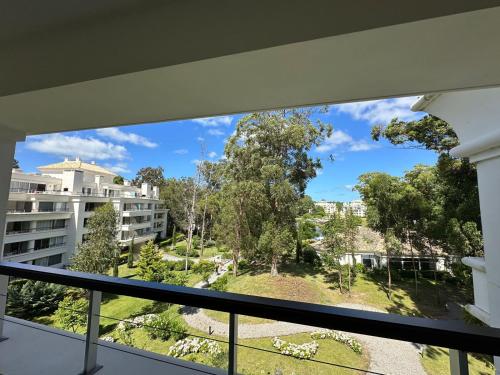 Green Park hermoso apartamento vista al lago — 4-Star Luxury Hotel in Punta Del Este, Uruguay