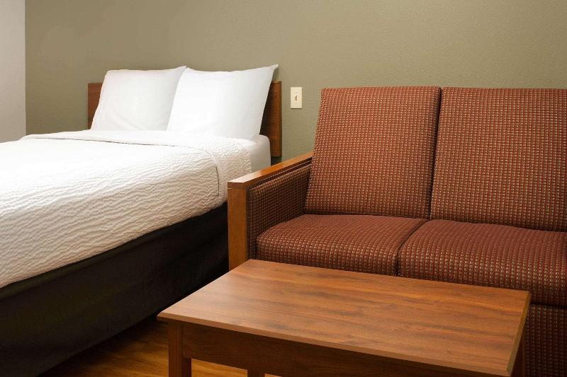 WoodSpring Suites Tulsa - photo 23