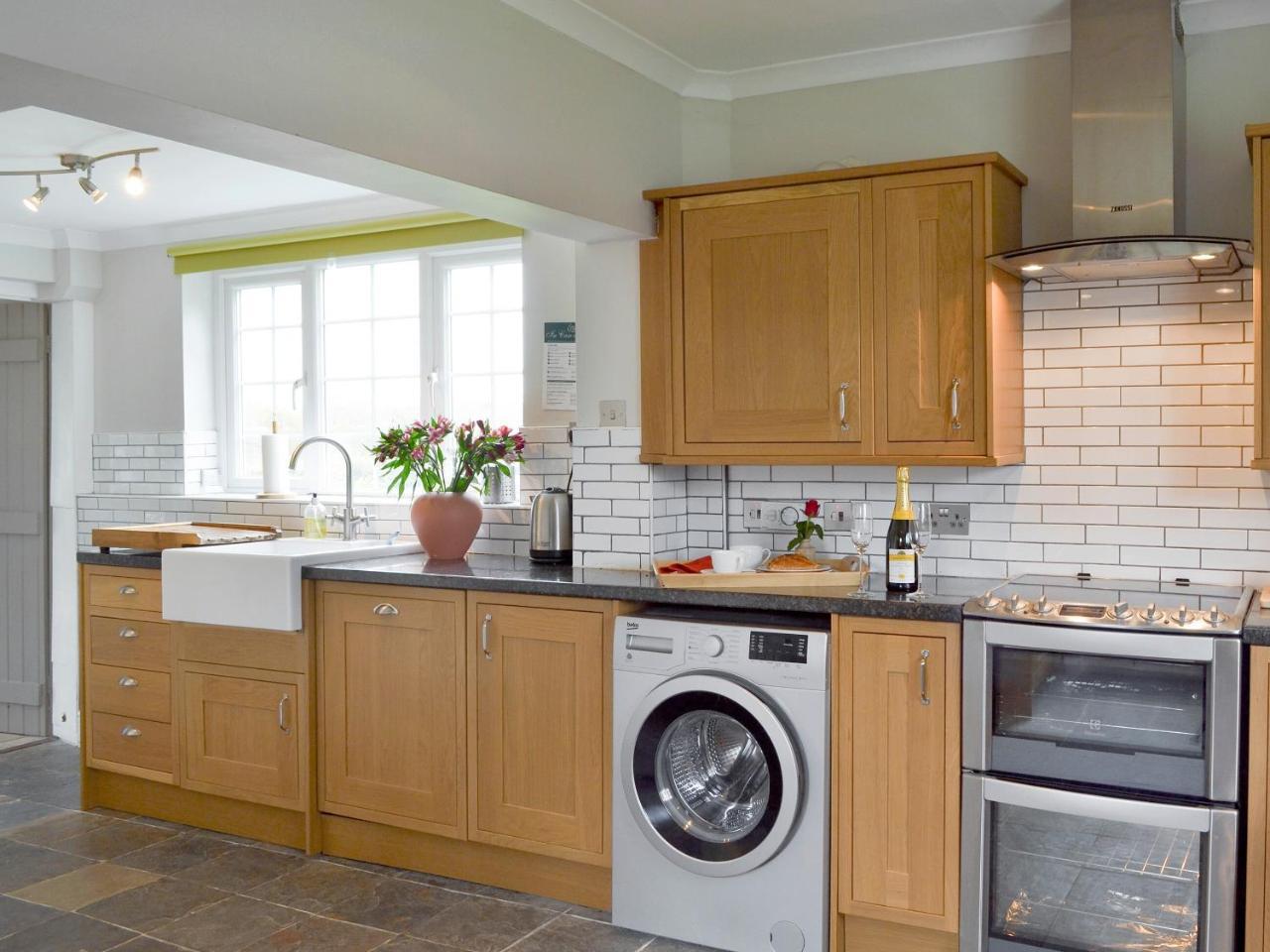Holly Cottage — 4-Star Luxury Hotel in Hastings, United Kingdom
