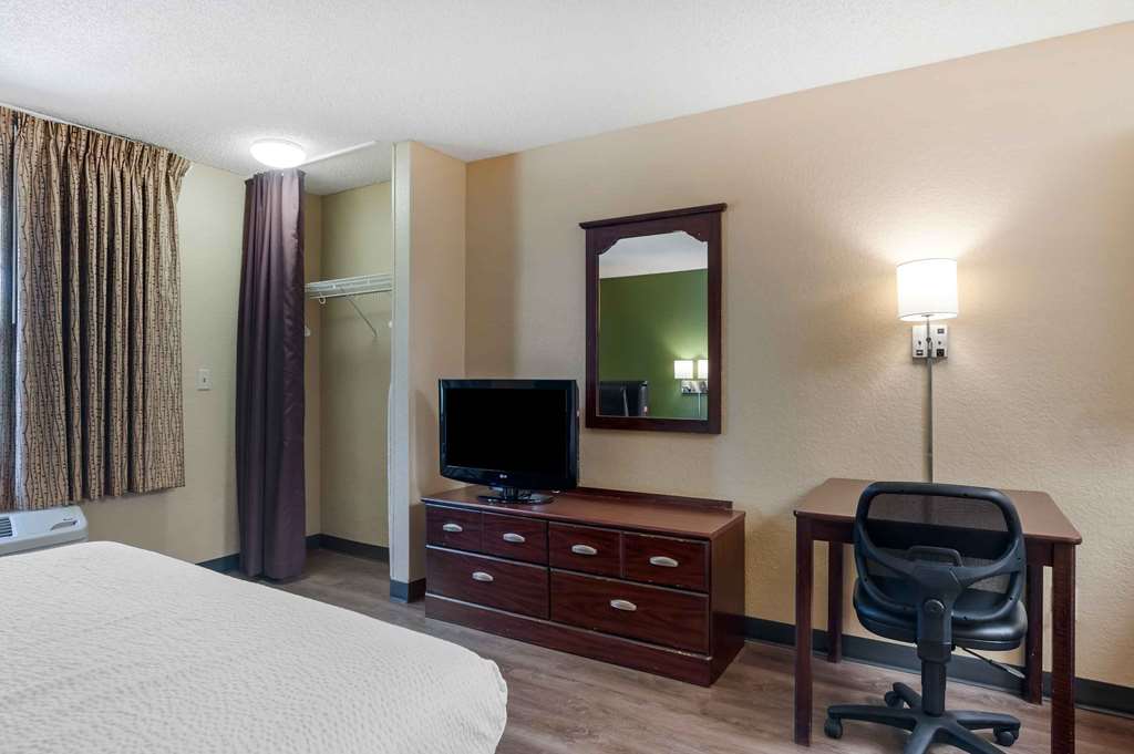 Extended Stay America Suites Orange County Lake Forest - photo 7