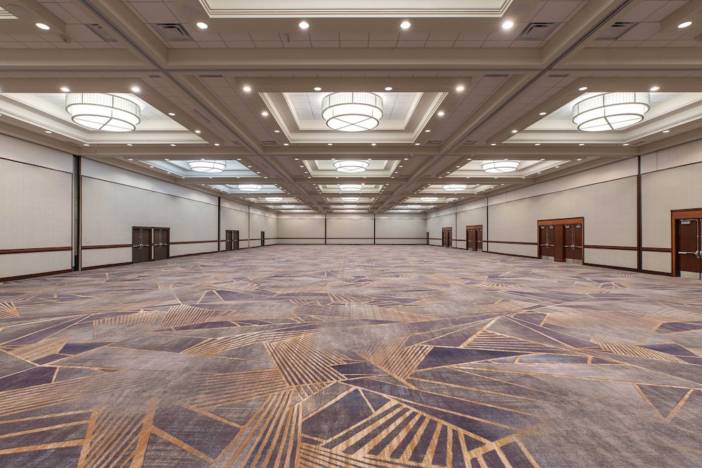Sheraton Kansas City Hotel at Crown Center - photo 43