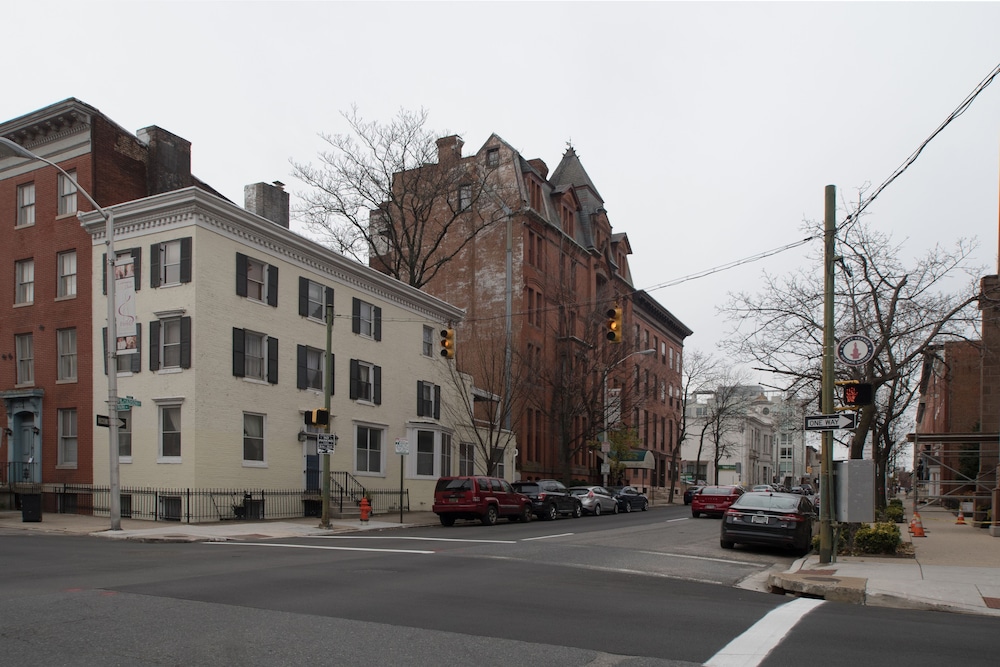 Biltmore Suites Hotel - photo 30