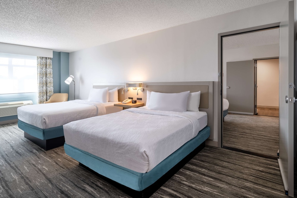 Hilton Garden Inn Jacksonville Ponte Vedra Sawgrass - photo 21