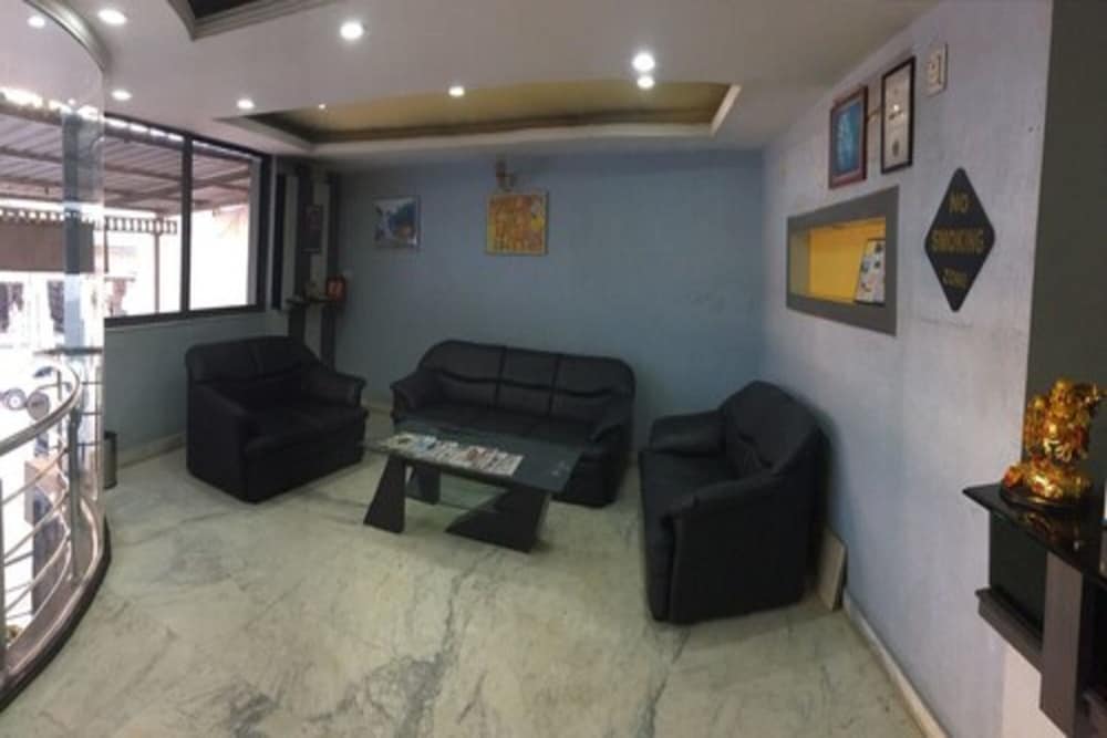 Hotel Rajdhani Plaza - last minute hotel in Ranchi