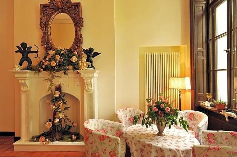 Schlosshotel Bredenfelde in Neubrandenburg, Germany