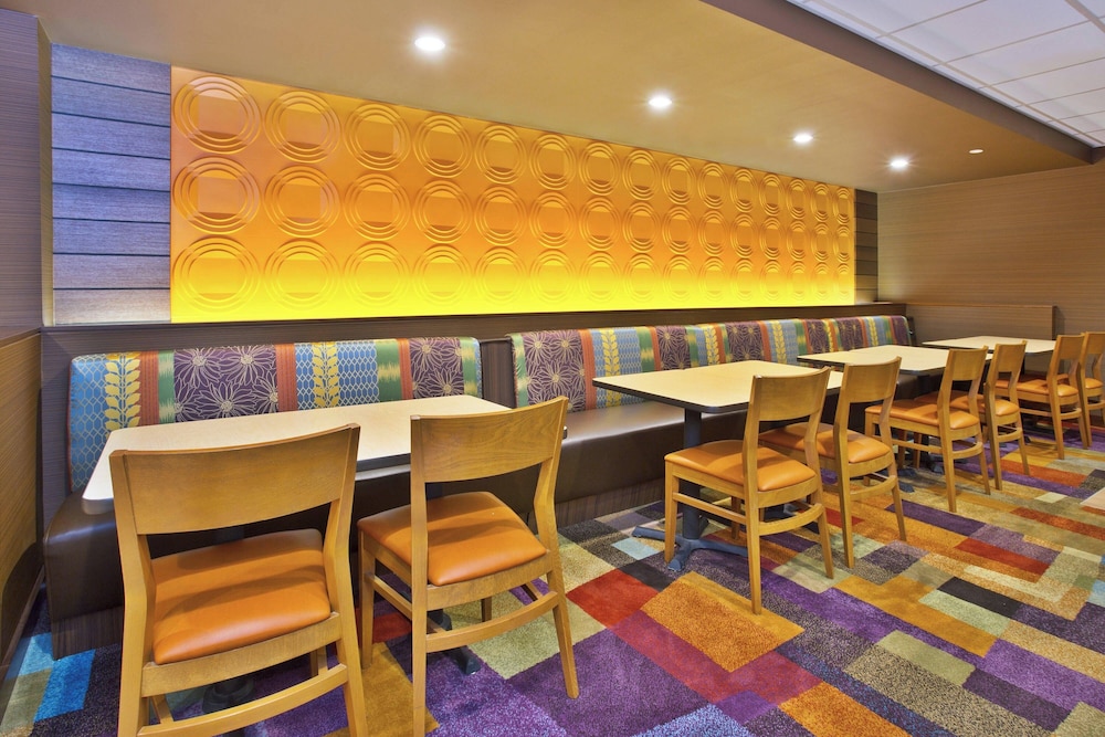 Fairfield Inn & Suites by Marriott Madison West Middleton - photo 23